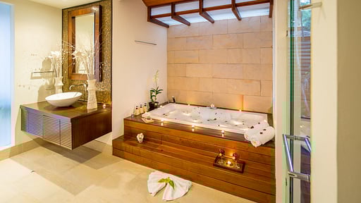 Baan Ban Buri Bedroom 1