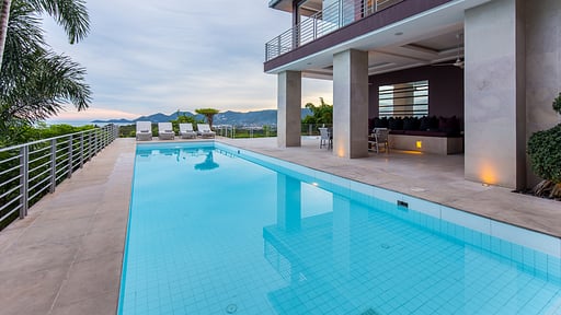 Baan Fan Noi Piscina