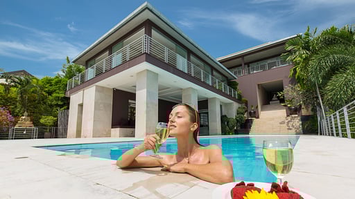 Baan Fan Noi Piscina