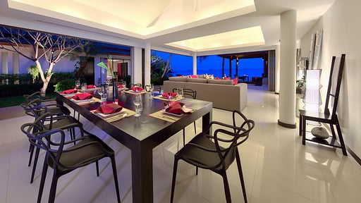 Baan Feung Fah Dining area