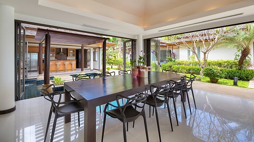 Baan Feung Fah Dining area