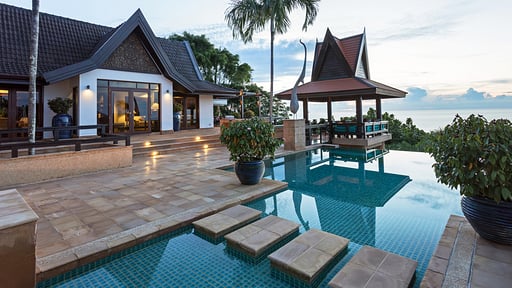 Baan Hen Kata Swimming pool