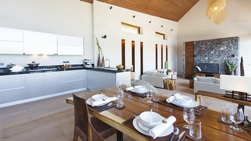 Baan Hinyai Kitchen
