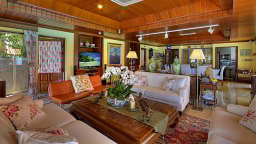 Baan Kata Keeree Living room