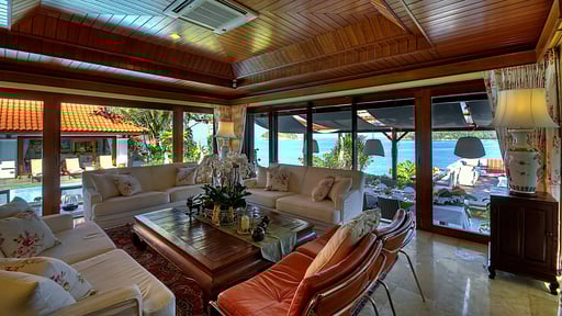 Baan Kata Keeree Living room