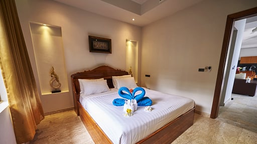 Baan La Coume Bedroom 5