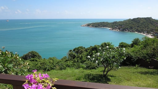 Baan Lom Talay Garden