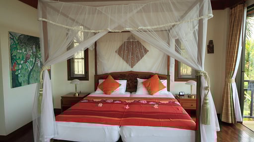 Baan Lom Talay Bedroom 1