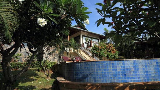 Baan Lom Talay Garden