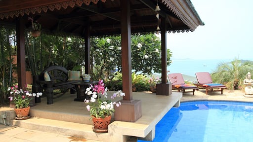 Baan Lom Talay Swimming pool