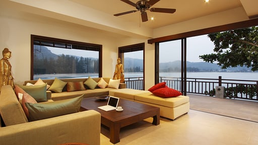 Baan Lom Talay Living room