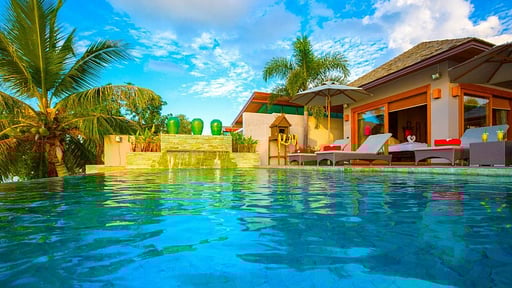 Baan Lucia Swimming pool
