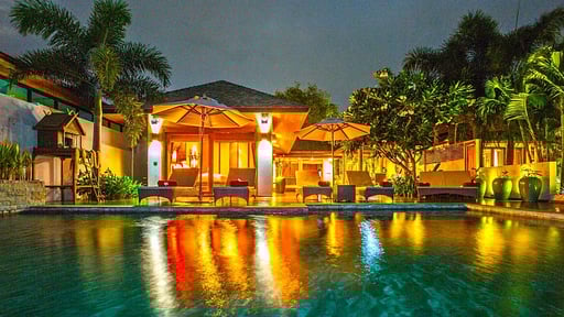 Baan Lucia Swimming pool