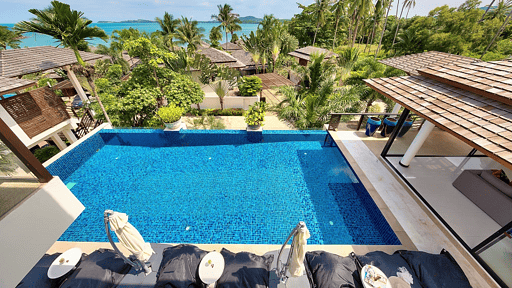 Baan Maliwan Swimming pool