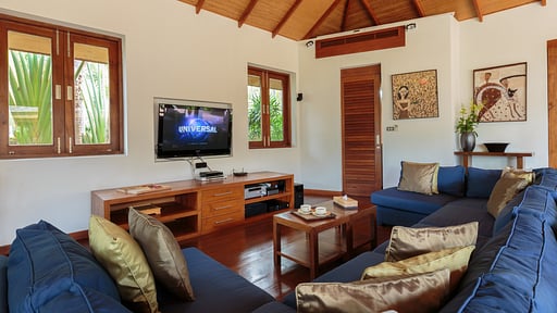 Baan Mika Living room