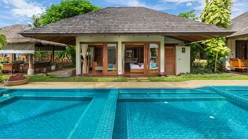 Baan Mika Swimming pool