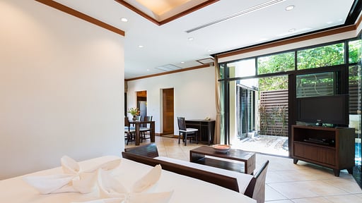 Baan Pattama Jacuzzi Villa Bedroom 