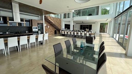 Baan Perwah Kata Dining area