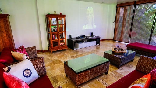 Baan Phulay Villa Living room