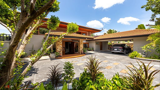 Baan Phuttarak  Villa Parking areas