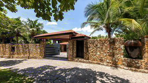 Baan Phuttarak  Villa Parking areas