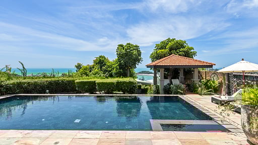 Baan Phuttarak  Villa Swimming pool