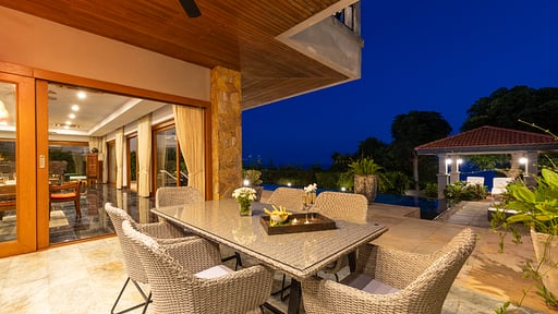 Baan Phuttarak  Villa Dining area