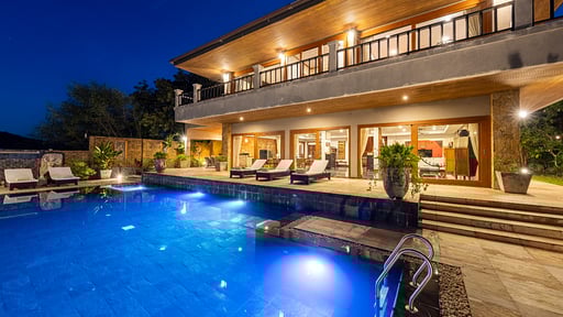 Baan Phuttarak  Villa Swimming pool