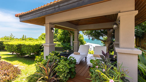 Baan Phuttarak  Villa Terrace/Veranda