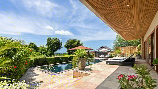 Baan Phuttarak  Villa Swimming pool