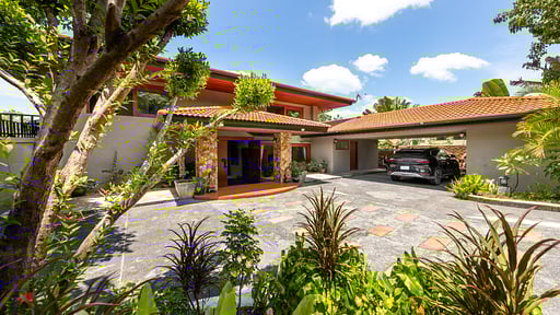 Baan Phuttarak  Villa Parking areas
