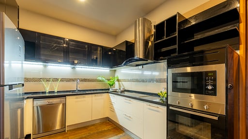 Baan Phuttarak  Villa Kitchen