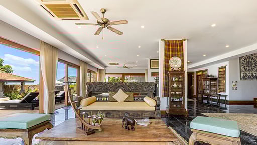 Baan Phuttarak  Villa Living room
