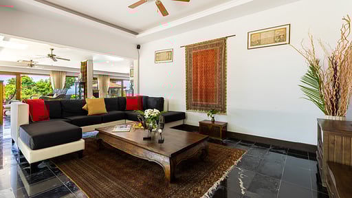Baan Phuttarak  Villa Living room