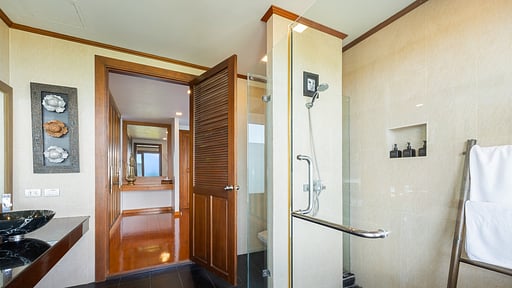 Baan Phuttarak  Villa Bedroom 1