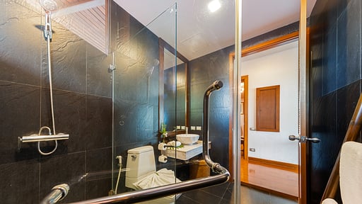 Baan Phuttarak  Villa Bedroom 2