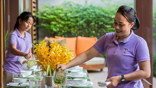 Baan Puri Villa staff