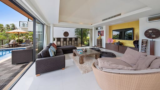 Baan Ratree Living room