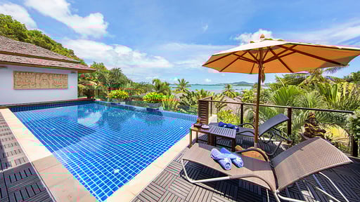 Baan Ratree Swimming pool