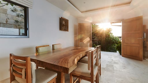 Baan Saitara 5 Dining area