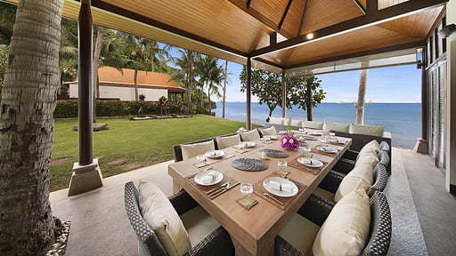 Baan Samlarn Dining area