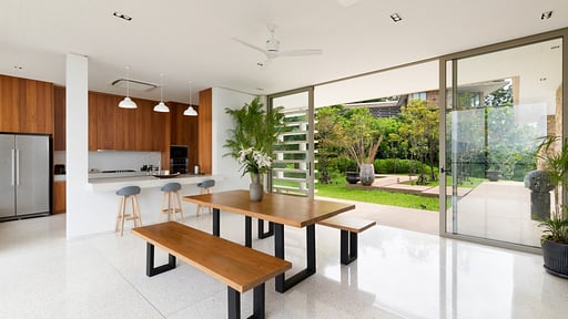 Baan Sang Обеденная зона 2