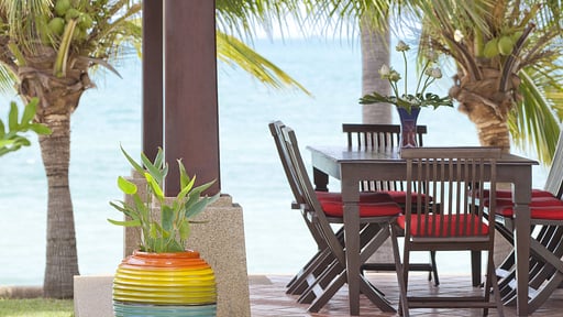 Villa Baan Tamarind Dining area