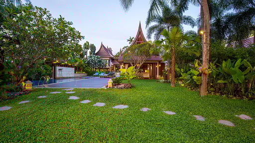 Baan Tao Talay Garden