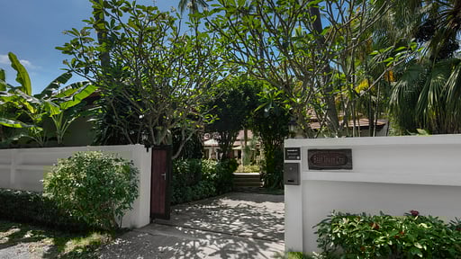 Baan Tawan Chai Villa Garden