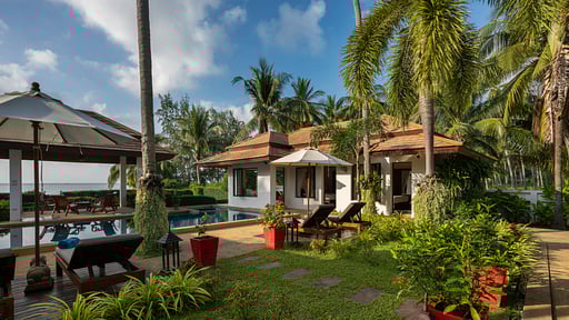 Baan Tawan Chai Villa Swimming pool