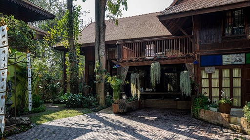 Baan Thip Chang Parkflächen