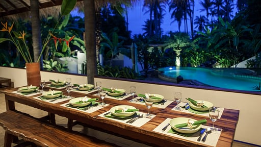 Baan Yai Dining area