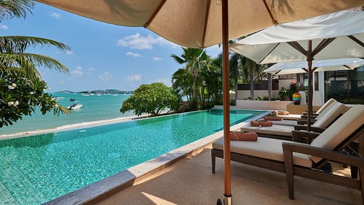 Bacaya Villa Swimming pool