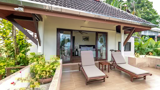 Baiyok Villa Terrace/Veranda
